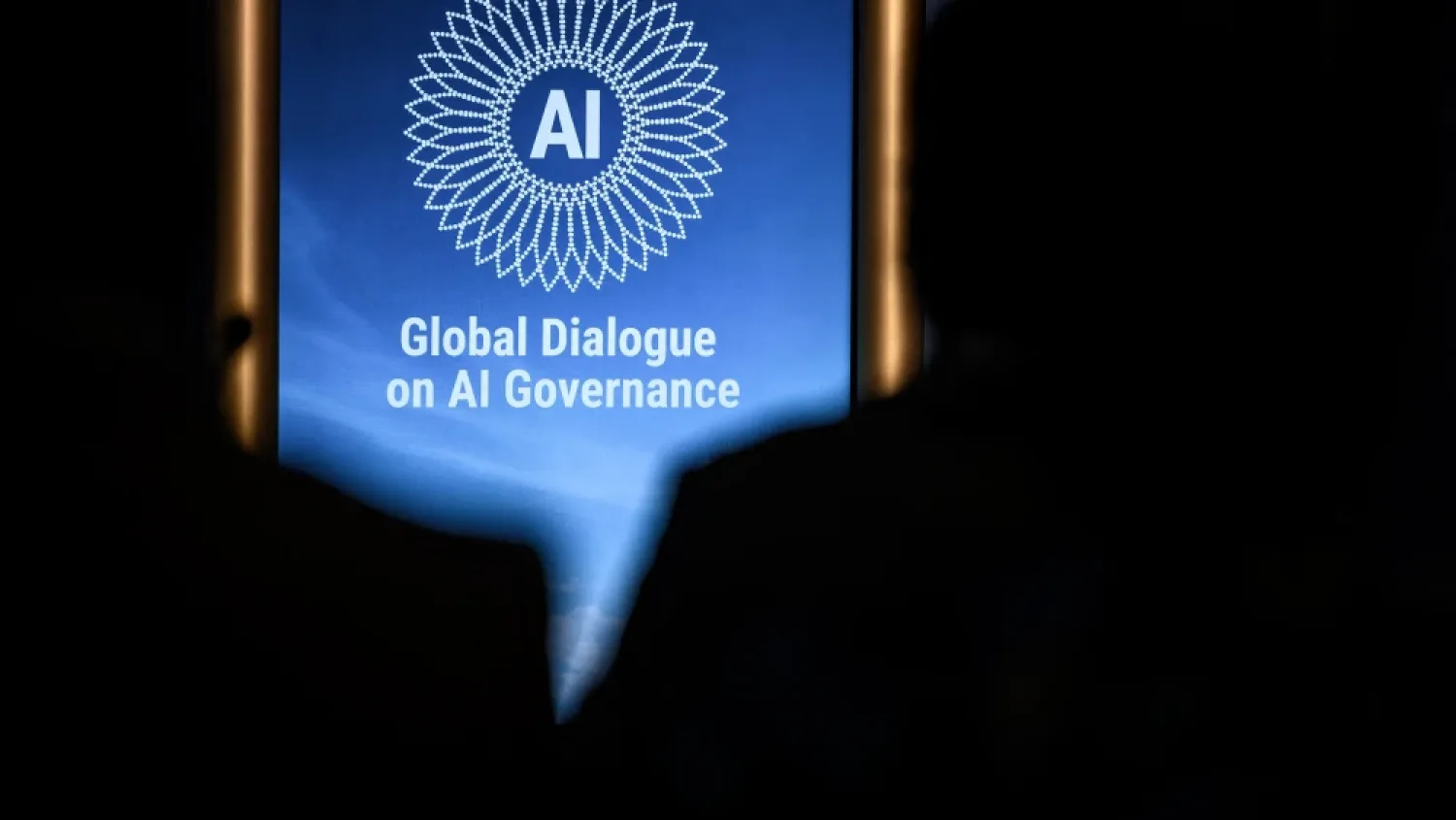 El jefe de la ONU llama a gobernar la IA para no improvisar “el futuro de la humanidad”